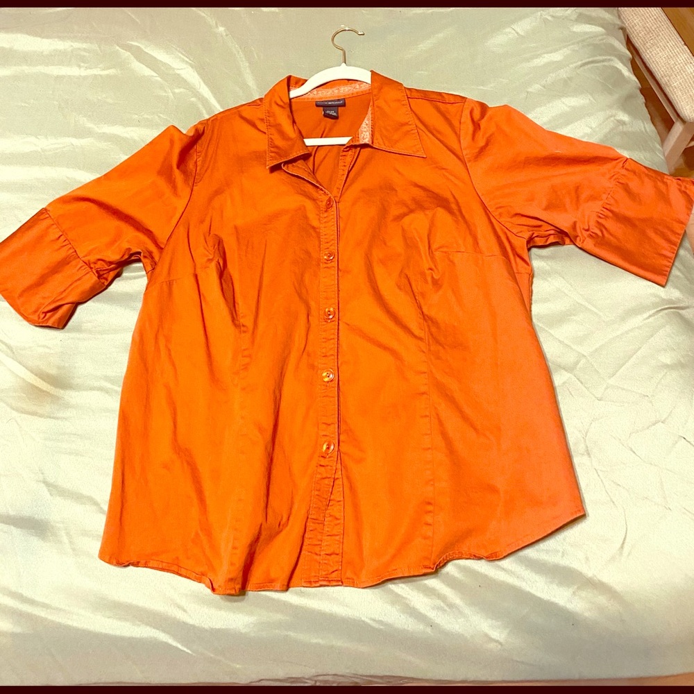 Mid sleeve button up blouse